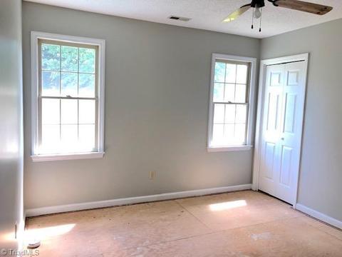 104 Hanover Ct, King, NC 27021 photo 23
