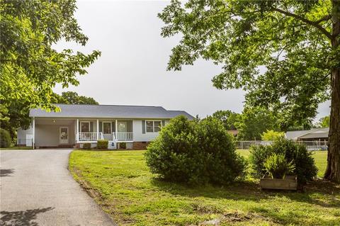 4086 Hoover Hill Rd, Trinity, NC 27370 photo 4