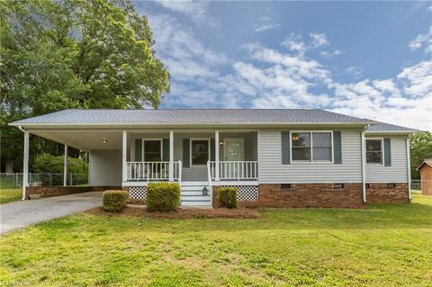 4086 Hoover Hill Rd, Trinity, NC 27370 photo 1