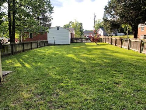 309 Meredith Dr, Trinity, NC 27370 photo 2