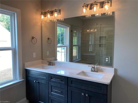 2719 Bartlett Ln, Clemmons, NC 27012 photo 9