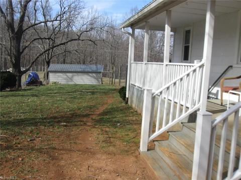 5387 Woolwine Hwy, Stuart, VA 24171 photo 17