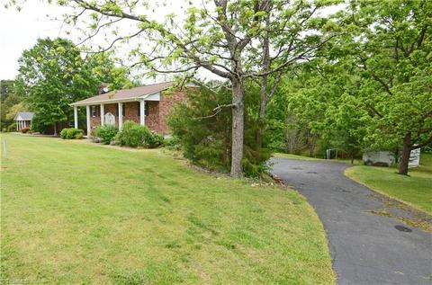 3421 Fairpoint Dr, Clemmons, NC 27012 photo 22