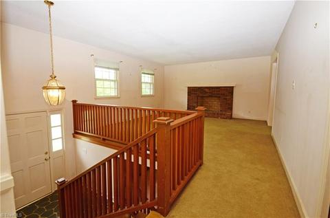 3421 Fairpoint Dr, Clemmons, NC 27012 photo 3