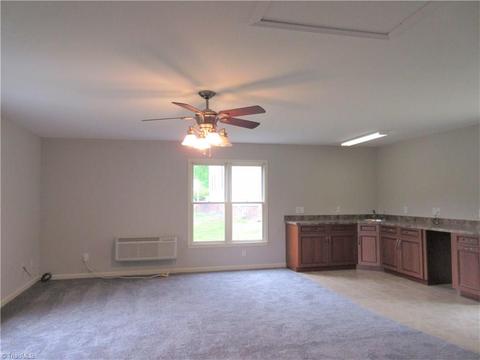 315 Canterbury Rd, High Point, NC 27262 photo 15