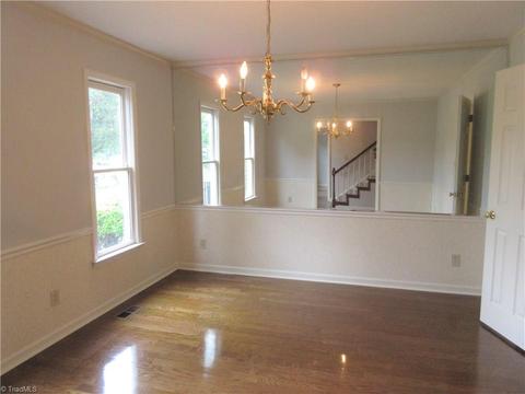 315 Canterbury Rd, High Point, NC 27262 photo 6