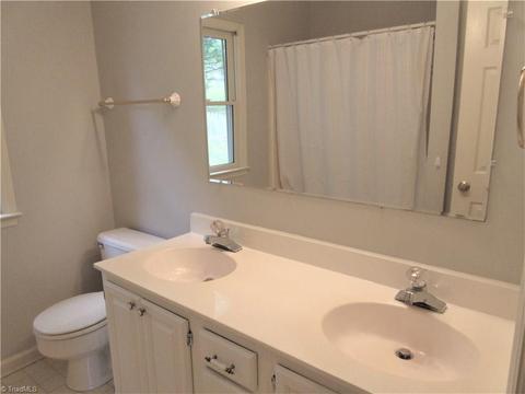 315 Canterbury Rd, High Point, NC 27262 photo 16