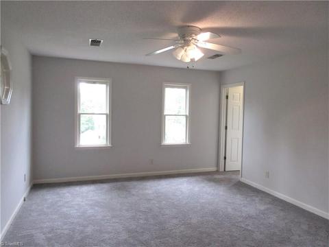 315 Canterbury Rd, High Point, NC 27262 photo 9