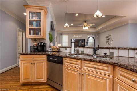 7146 Belmont Dr, Trinity, NC 27370 photo 9