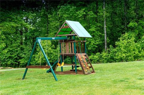 128 Banjo Ln, Lowgap, NC 27024 photo 6