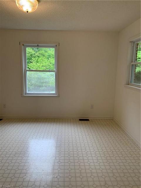 862 Champion Rd, Ferguson, NC 28624 photo 9