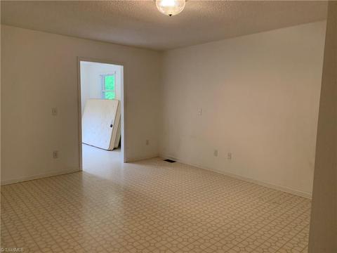 862 Champion Rd, Ferguson, NC 28624 photo 8