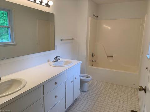 862 Champion Rd, Ferguson, NC 28624 photo 6