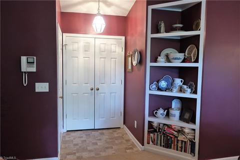 160 James Rd #3B, High Point, NC 27265 photo 2