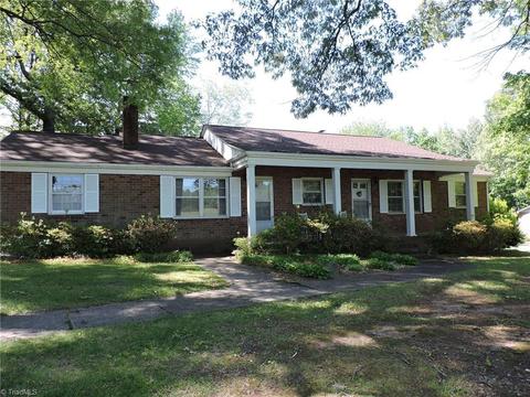 520 Shamrock Rd, High Point, NC 27265 photo 1