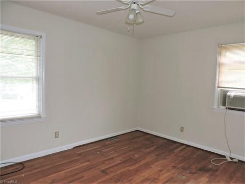 313 Summit Rd, High Point, NC 27265 photo 8