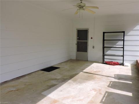 313 Summit Rd, High Point, NC 27265 photo 2