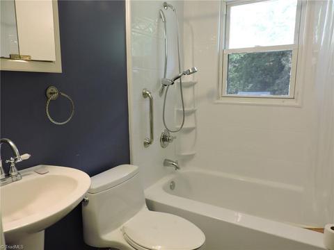 313 Summit Rd, High Point, NC 27265 photo 11