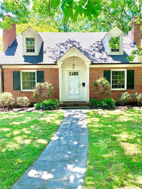401 Spring St, Thomasville, NC 27360 photo 1