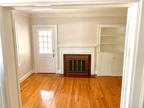 401 Spring St, Thomasville, NC 27360 photo 6