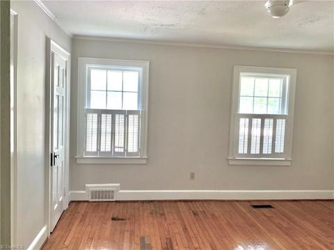 401 Spring St, Thomasville, NC 27360 photo 14