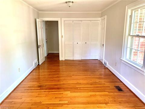 401 Spring St, Thomasville, NC 27360 photo 19