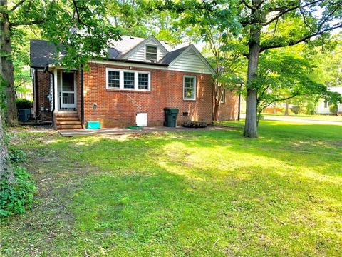 401 Spring St, Thomasville, NC 27360 photo 24