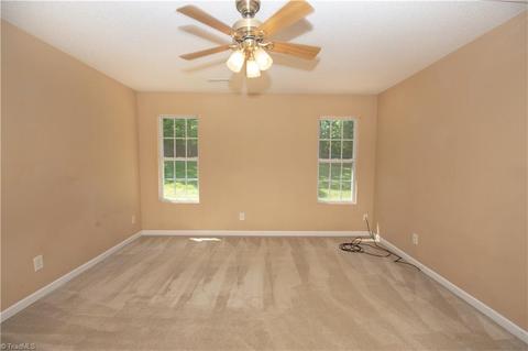 1224 Hampton Park Dr, High Point, NC 27265 photo 14