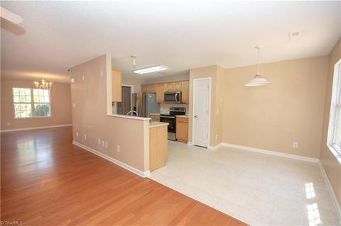 1224 Hampton Park Dr, High Point, NC 27265 photo 5