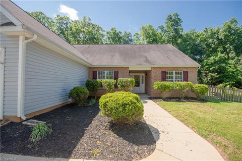 1224 Hampton Park Dr, High Point, NC 27265 photo 1