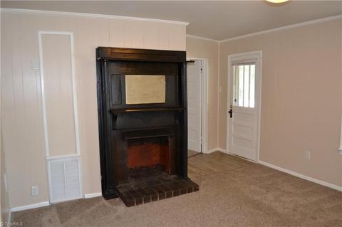 212 S 5th Ave, Mayodan, NC 27027 photo 6