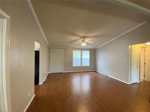 819 Dodson Mill Rd, Pilot Mountain, NC 27041 photo 5