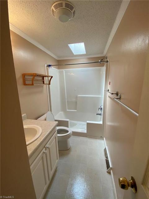 819 Dodson Mill Rd, Pilot Mountain, NC 27041 photo 15
