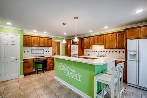 3686 Tanglebrook Trl, Clemmons, NC 27012 photo 4