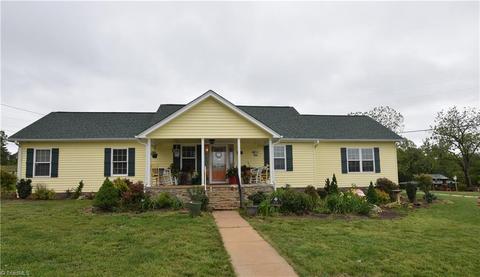 671 Tom Hunter Rd, Pilot Mountain, NC 27041 photo 1