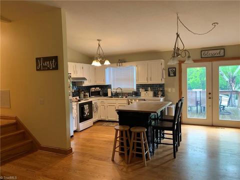 205 Pine Ridge Trl, Pinnacle, NC 27043 photo 6