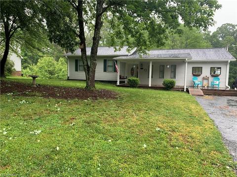 205 Pine Ridge Trl, Pinnacle, NC 27043 photo 18