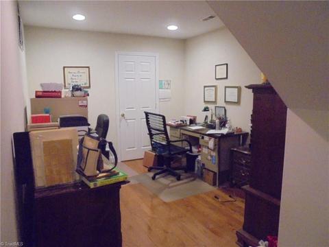 638 Tara Dr, High Point, NC 27265 photo 23