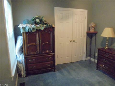638 Tara Dr, High Point, NC 27265 photo 20