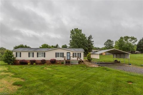 174 Speaks Rd, Olin, NC 28660 photo 1