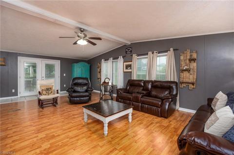 174 Speaks Rd, Olin, NC 28660 photo 2