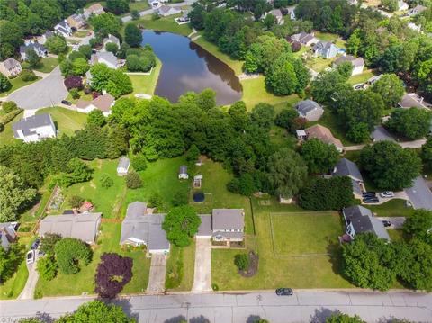 4106 Silver Fox Ct, High Point, NC 27265 photo 28