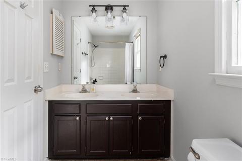 4106 Silver Fox Ct, High Point, NC 27265 photo 15