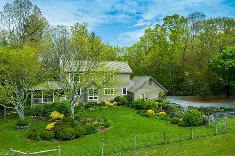 Undisclosed, Ennice, NC 28623 photo 3