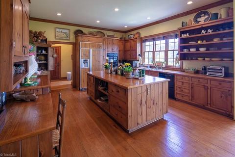 Undisclosed, Ennice, NC 28623 photo 11