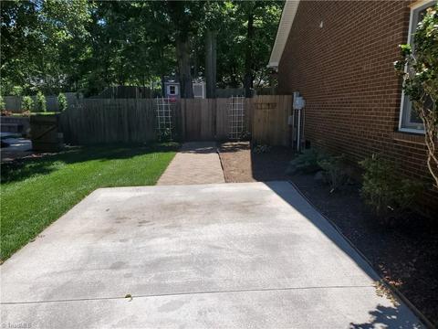 1127 Mapleview Ct, High Point, NC 27265 photo 18