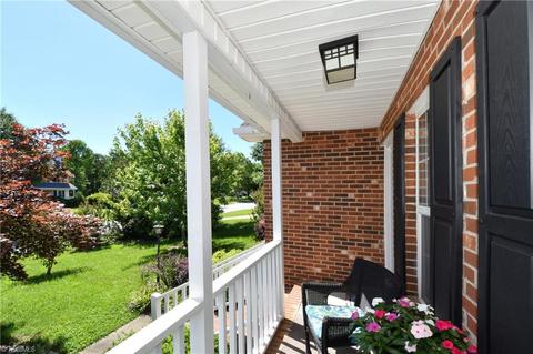 1763 Harper Spring Dr, Clemmons, NC 27012 photo 4