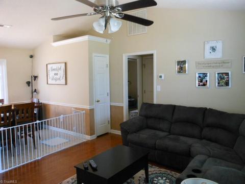2471 Shadow Valley Rd, High Point, NC 27265 photo 10