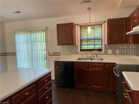 1121 Wesson Ct, High Point, NC 27265 photo 5