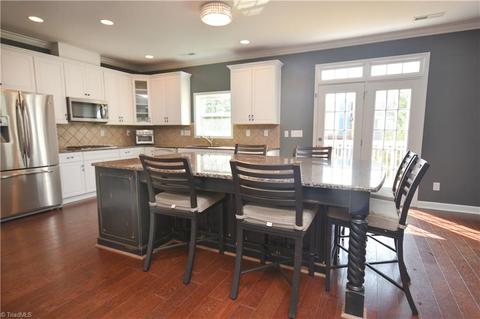 4608 River Valley Rd, High Point, NC 27265 photo 4